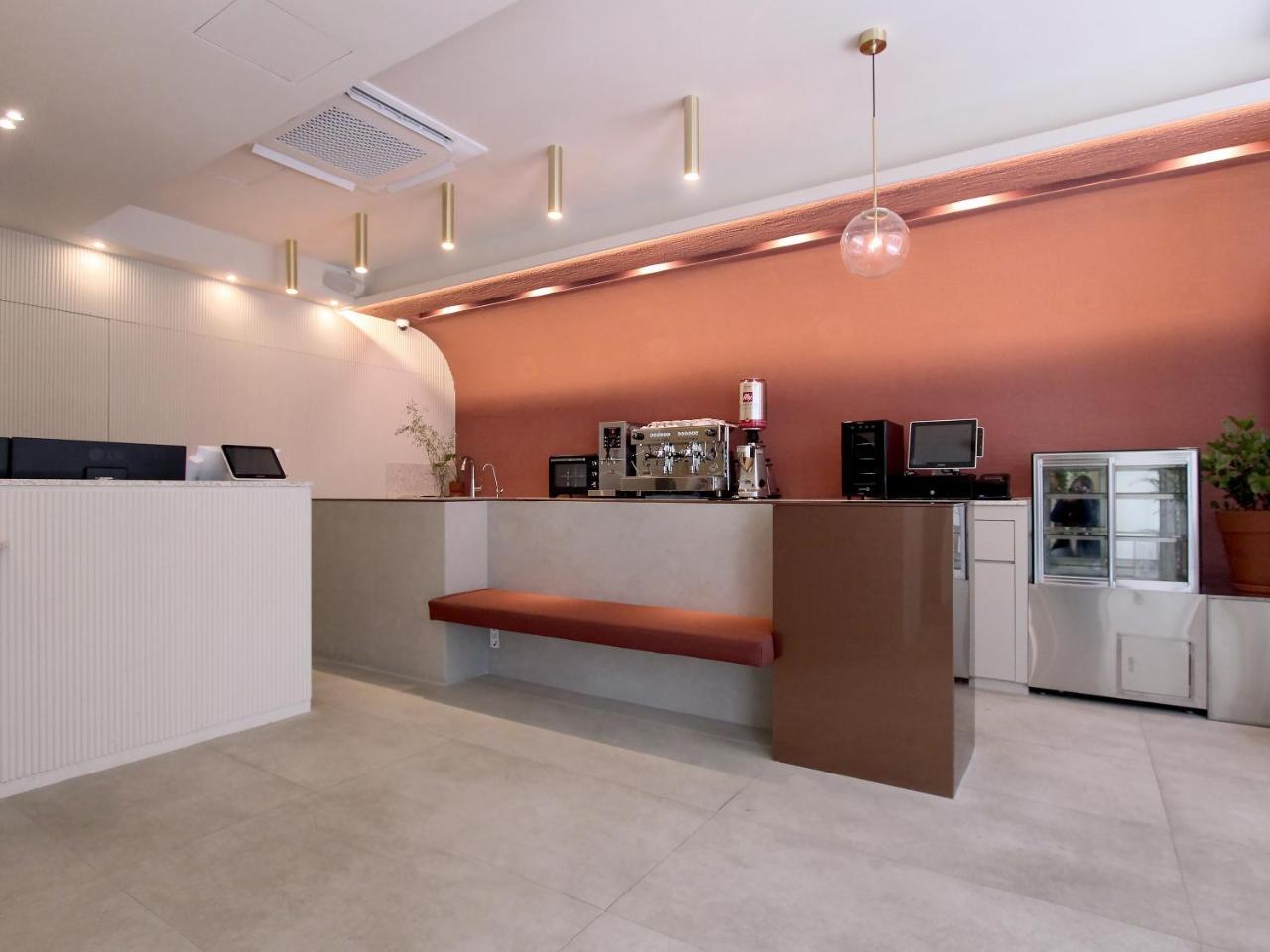 Tong Tong Petit Hotel Seoul Bagian luar foto