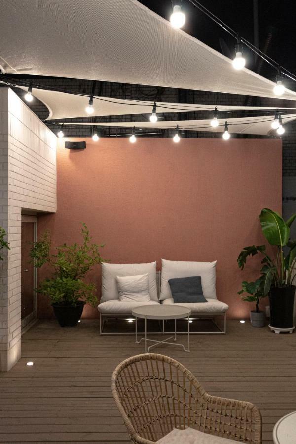 Tong Tong Petit Hotel Seoul Bagian luar foto